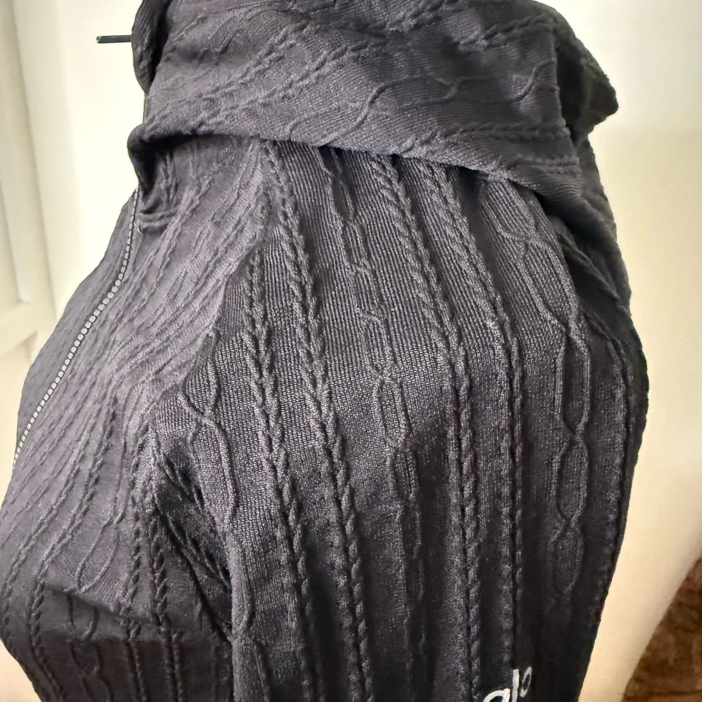 ALO Yoga Black Textured Utility Jacket NWOT size S - Picture 4 of 8